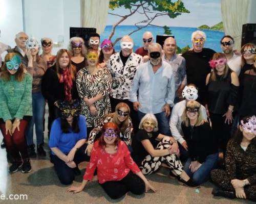 31785 3 Fiesta de antifaces 