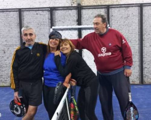 31790 8 ** JUGAMOS AL PADDLE **