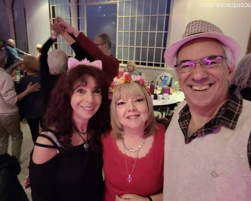 31808 3 FIESTA DE LOCAS CABECITAS EN VILLA URQUIZA !