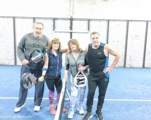 31889 7 ** JUGAMOS AL PADDLE **