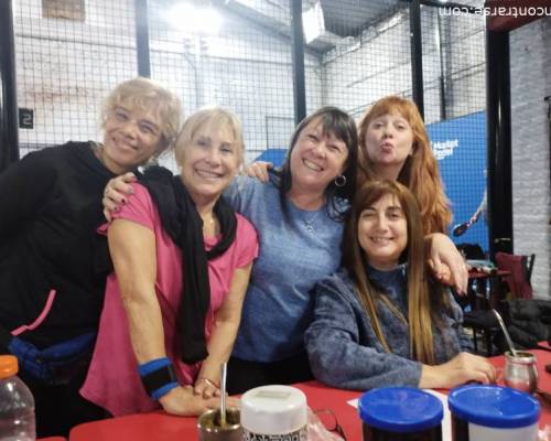 31924 5 ** JUGAMOS AL PADDLE **