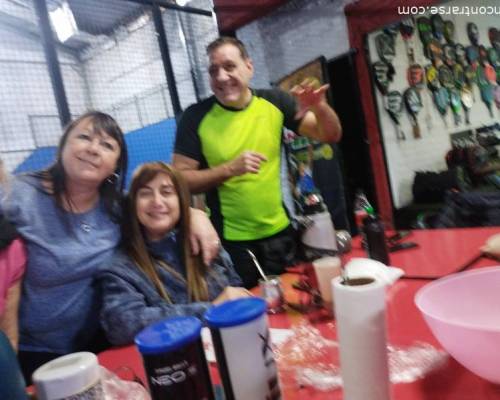 31924 6 ** JUGAMOS AL PADDLE **
