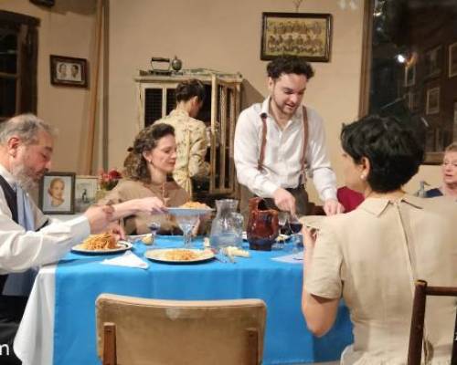 31928 3 UN ALMUERZO ARGENTINO 