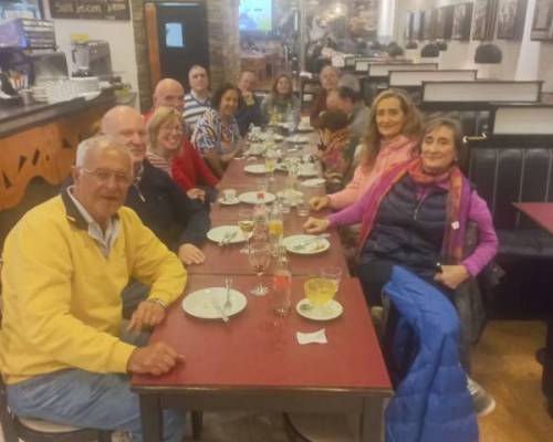 31952 19 SE VIENE AGOSTO Y SEGUIMOS CAMINANDO EN DEVOTO
