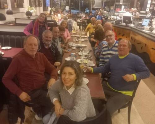 31952 6 SE VIENE AGOSTO Y SEGUIMOS CAMINANDO EN DEVOTO