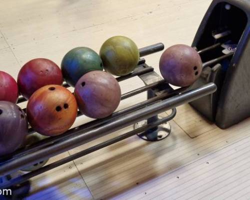 31988 7 BOWLING EN SOBEK EN CABALLITO