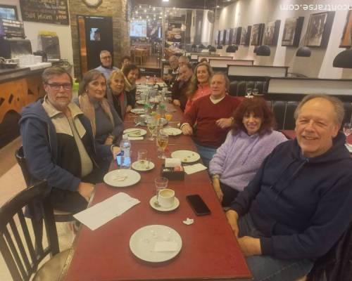 32131 8 SE ARMA LA CAMINATA Y DESPUES EL CAFE
