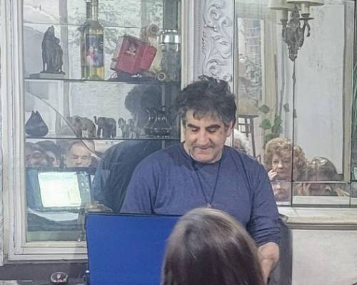 32135 1 Encuentro con el conmovedor musical 