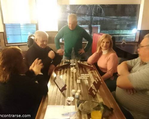 32166 4 JUGAMOS RUMMY EN CASTELAR ZONA OESTE