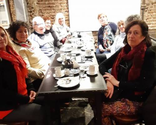 32199 2 CLASICA Y MODERNA ☕, ¿De qué se trata? 