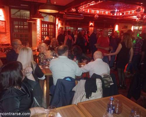32217 25 A BAILAR EN JOE BAR , SE NOS VIENE LA PRIMAVERA   !  !  !