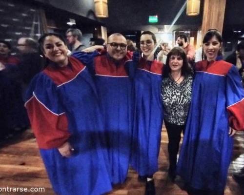 32225 9 VAMOS  A  ESCUCHAR  MUSICA  GOSPEL   !!