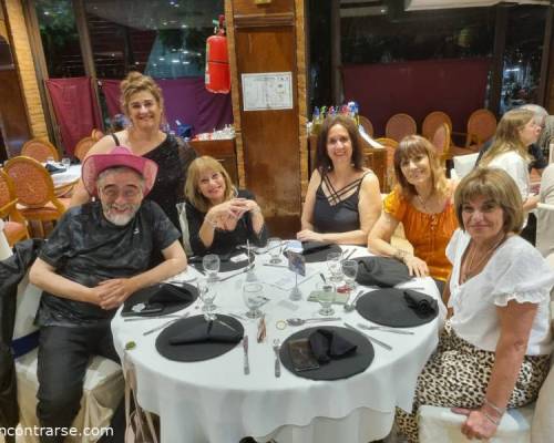 32318 30 VIERNES DE CENA SHOW  Y FIESTA ESCORPIANA