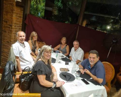 32318 44 VIERNES DE CENA SHOW  Y FIESTA ESCORPIANA