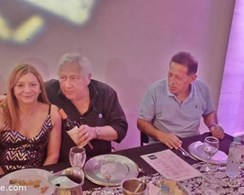 32342 16 BAILAR CON CENA SHOW 
