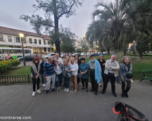 32357 3 CAMINAMOS Y FESTEJAMOS EL CUMPLEAÑOS DE ROKY