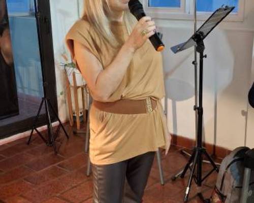 32426 8 AGREGAMOS UN NUEVO HORARIO!! EN EL TALLER DE CANTO  ,8 AÑO CONSECUTIVO!
