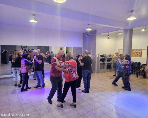 32483 5 COMIENZAN LAS CLASES DE TECNICA Y PRACTICAS DE TANGO