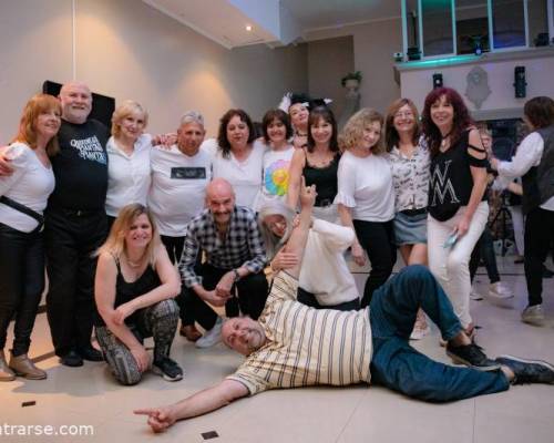 32500 36 FIESTA DE BLANCO Y NEGRO Y PRE-HALLOWEEN EN VILLA URQUIZA !