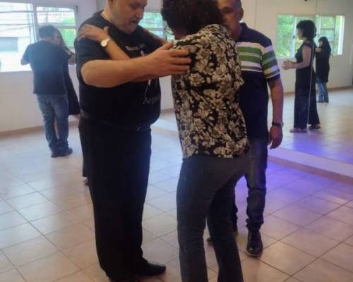 32538 11  CLASES DE TECNICA Y PRACTICAS DE TANGO