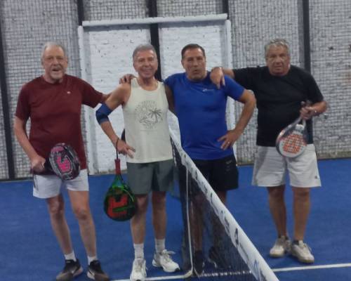 32561 14 ** JUGAMOS AL PADDLE **