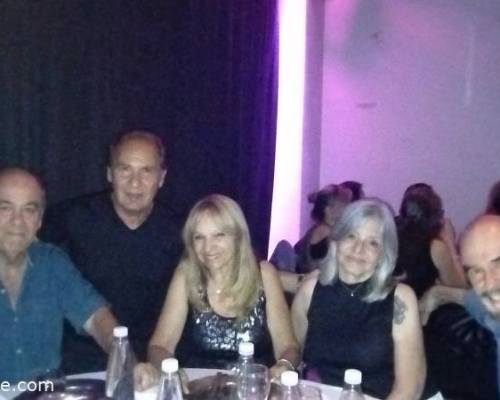 32570 2 BAILAR CON CENA SHOW 