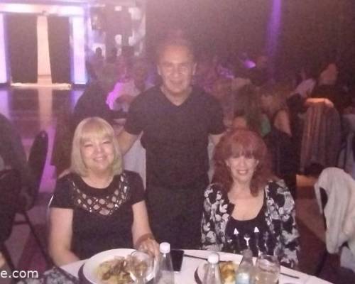 32570 5 BAILAR CON CENA SHOW 
