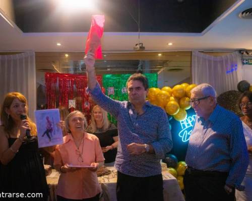 32592 191 CUMPLEAÑOS SAGITARIANOS Y DESPEDIMOS EL 2024 ! ! !