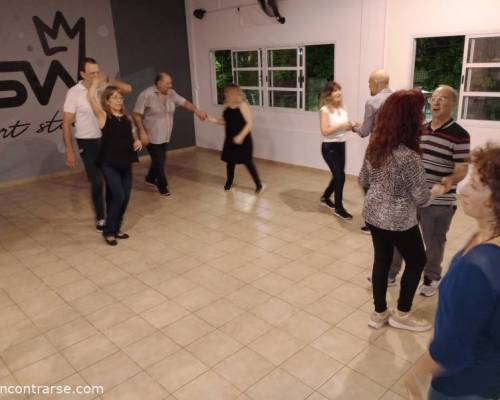 32618 8 A BAILAR AMERICANO Y ROCK EN CABALLITO ! ! !