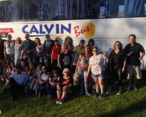 32635 59 BUENAS VIBRAS DEL OESTE VA A CARLOS KEEN EN COMBI