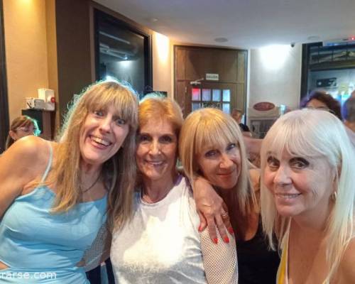 32658 53 FESTEJAMOS EL CUMPLE DE NUESTRA AMIGA CRISMAE