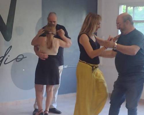 32710 11  CLASES DE TECNICA Y PRACTICAS DE TANGO