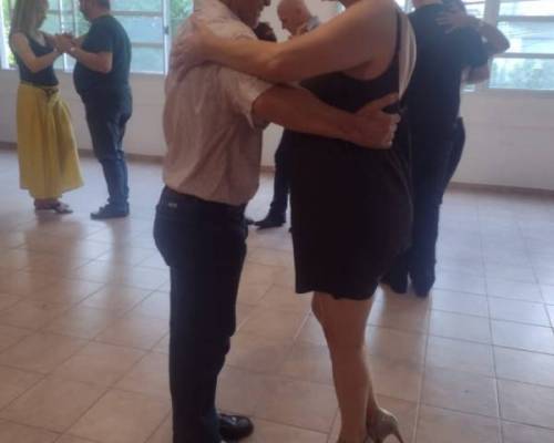 32710 7  CLASES DE TECNICA Y PRACTICAS DE TANGO
