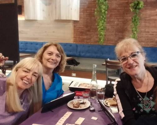 32738 2 JUGAMOS RUMMY EN CASTELAR