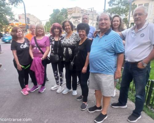 32746 2 CAMINAMOS EN DEVOTO CON NUEVO HORARIO