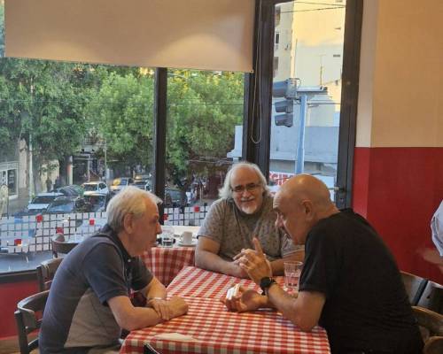 32754 8 LAS TRES  T (Juegos)