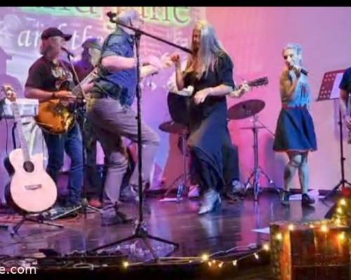 32799 23 TRIBUTO A JOHNNY CASH JOHNNY & JUNE AND THE CHRISTMAS FRIENDS