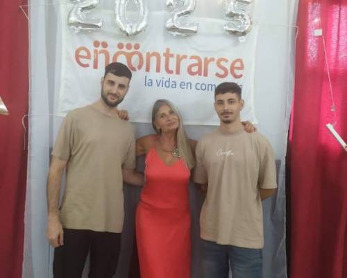 32821 27 DESPEDIDA DE AÑO EN COMPAÑIA