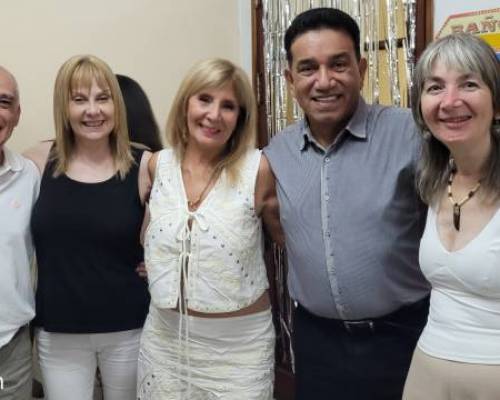 32821 9 DESPEDIDA DE AÑO EN COMPAÑIA