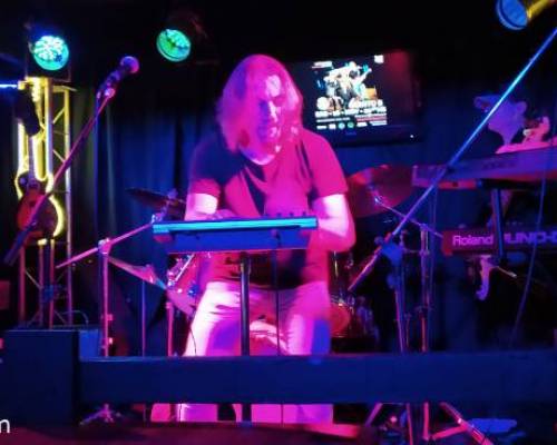 32846 4 Banda en vivo en La Boheme live
