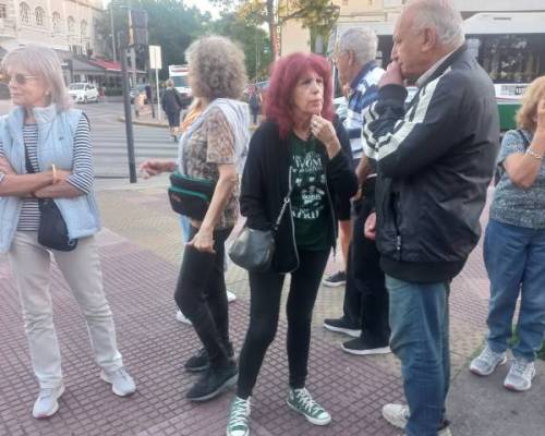 32858 2 QUE MEJOR QUE VENIR A DEVOTO
