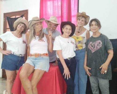32919 5 EN ENCONTRARSE TAMBIEN SE BAILA COUNTRY