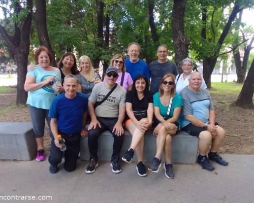 El grupo está! Habemus grupo jajaja. Maravilloso grupo por cierto... Lucia, Gustavo, Perla, Cris, Aurrelia Miriam, Silvia, MarioSanJusto, MarioPoeta, Mario Ituzaingo, Daniel y Cristal. :Encuentro Grupal VENITE A CAMINAR A  RAMOS... EJERCICIO, CHARLAS Y CAFÉ!