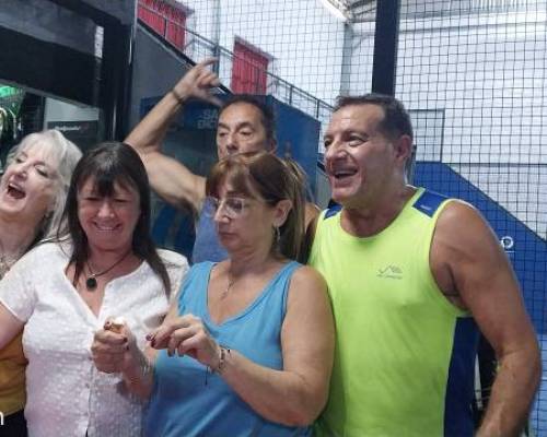 32927 15 ** JUGAMOS AL PADDLE **