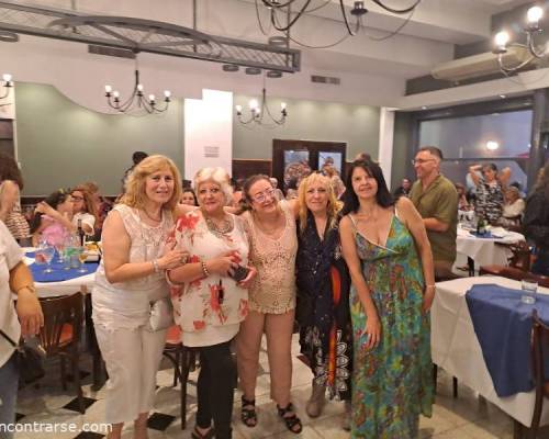 32956 5 Cena- show para recibir juntos el 2025!