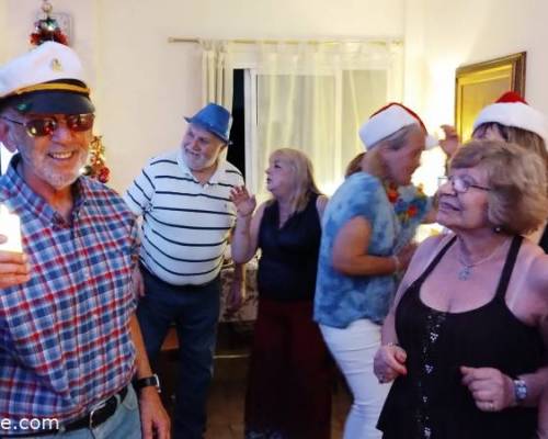 33064 5 PASAMOS LA NOCHE BUENA JUNTOS?