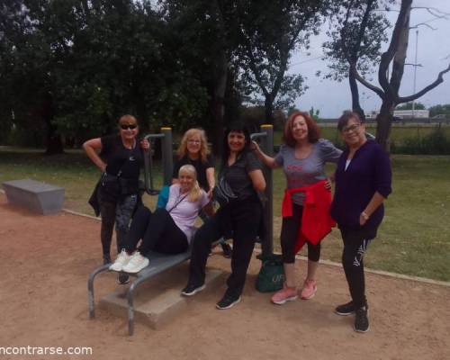La chicas del calendario! Hermosas! :Encuentro Grupal VENITE A CAMINAR A  RAMOS... EJERCICIO, CHARLAS Y CAFÉ!