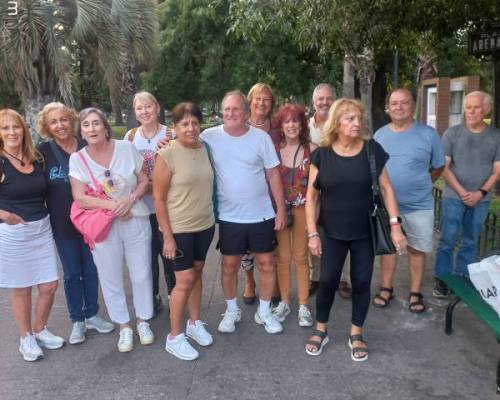 33071 5 CELEBRAMOS 3 AÑOS DEL GRUPO MAS DOS CUMPLEAÑOS