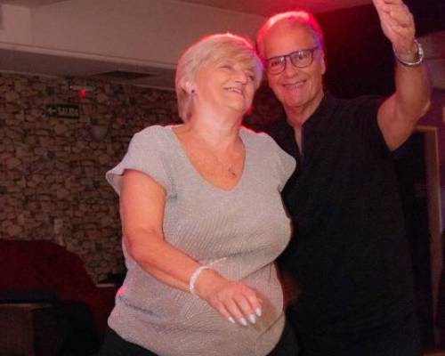 33083 15 EL DÍA DE LA MUJER LO CELEBRAMOS BAILANDO EN VILLA DEL PARQUE ! 