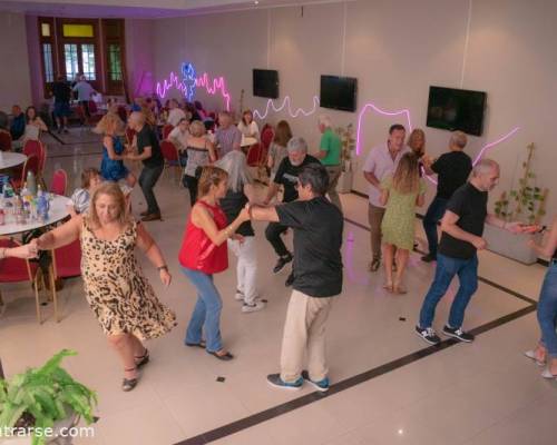 33095 12 PRIMER MERIENDA Y BAILE DEL AÑO EN VILLA URQUIZA !  